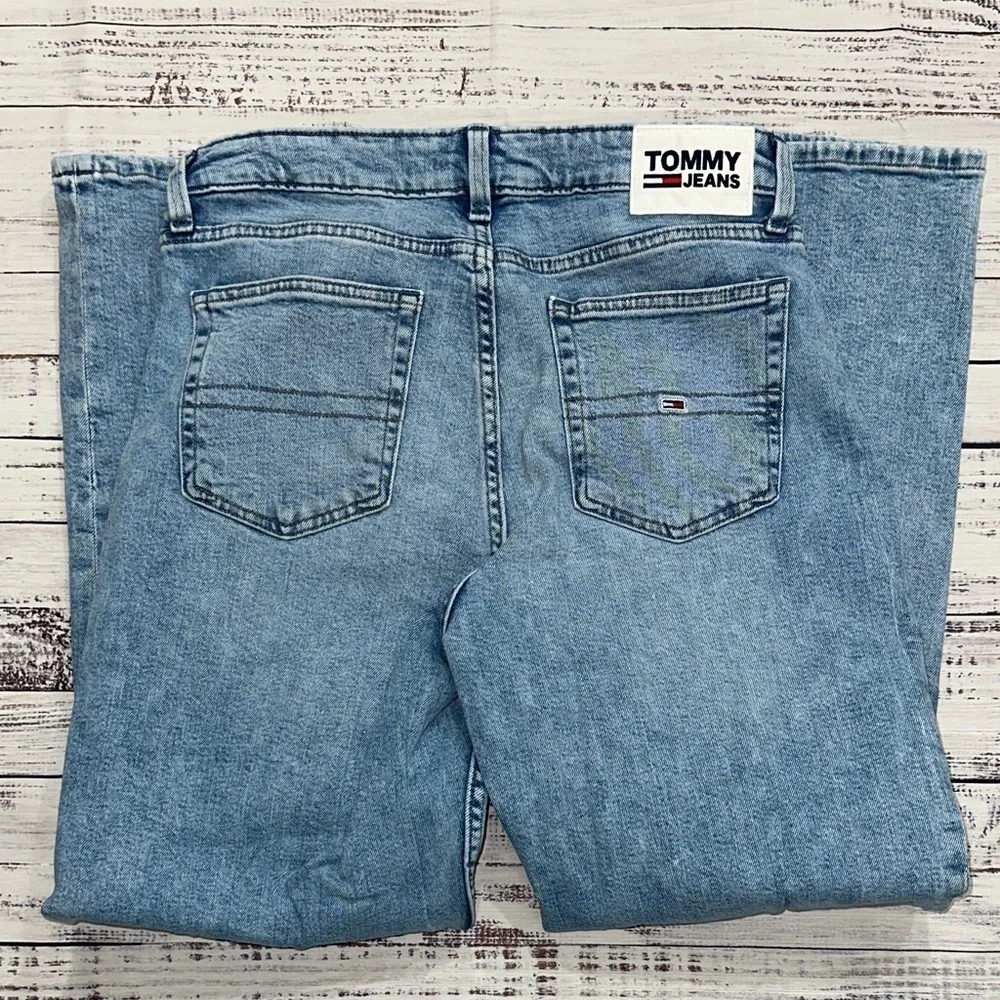 Tommy Hilfiger Julie Ultra High Rise Distressed Jeans Sz.‎ 30